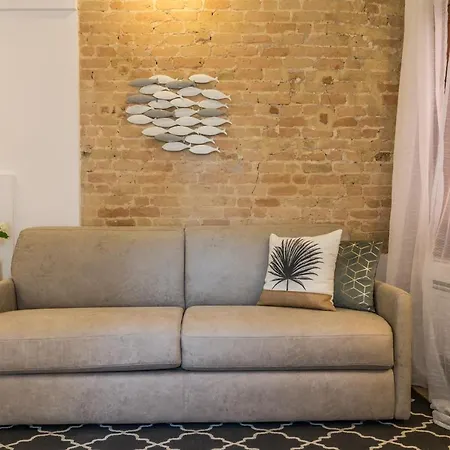 Laguna Boutique البندقية